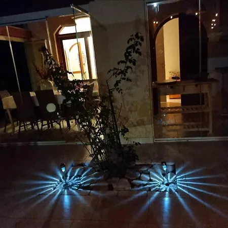 Dom wakacyjny Tea, Residenza Incantevole Con Giardino .
