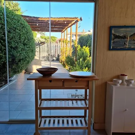 Tea, Residenza Incantevole Con Giardino . *